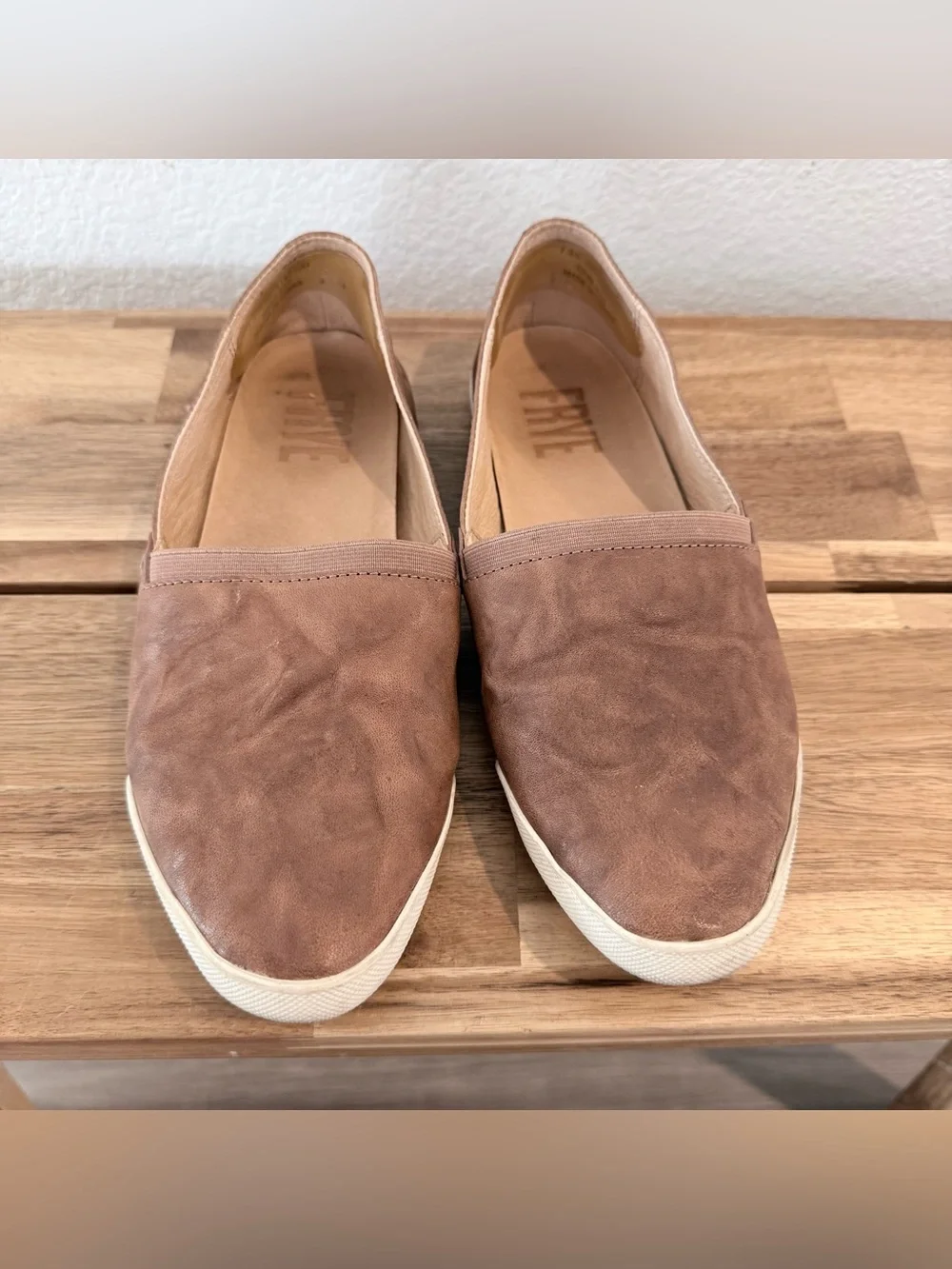 FRYE- The Melanie Leather Slip On Shoes- Size 7.5